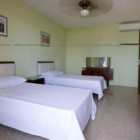 1 Bedrm Apt Seaview Balluta Bay Сент Джулианс Экстерьер фото